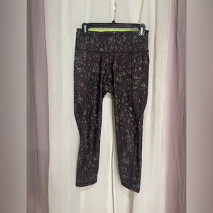 Athleta Bright Yellow and Black Capri Leggings